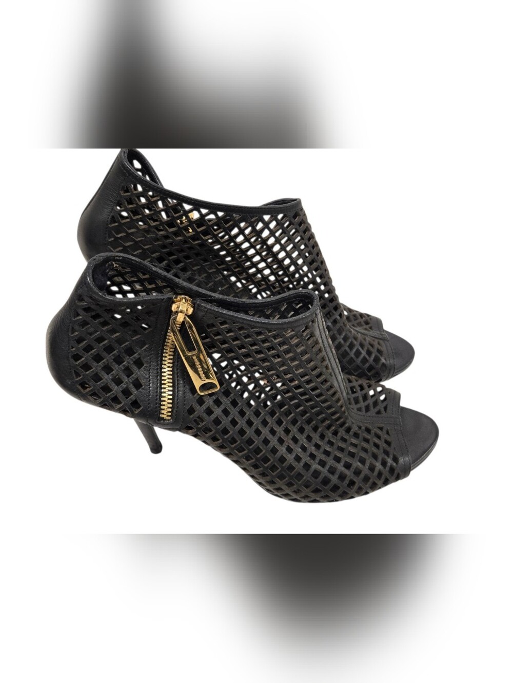 Burberry Barmby Laser-Cut Open-Toe Bootie in black leather Sz 40